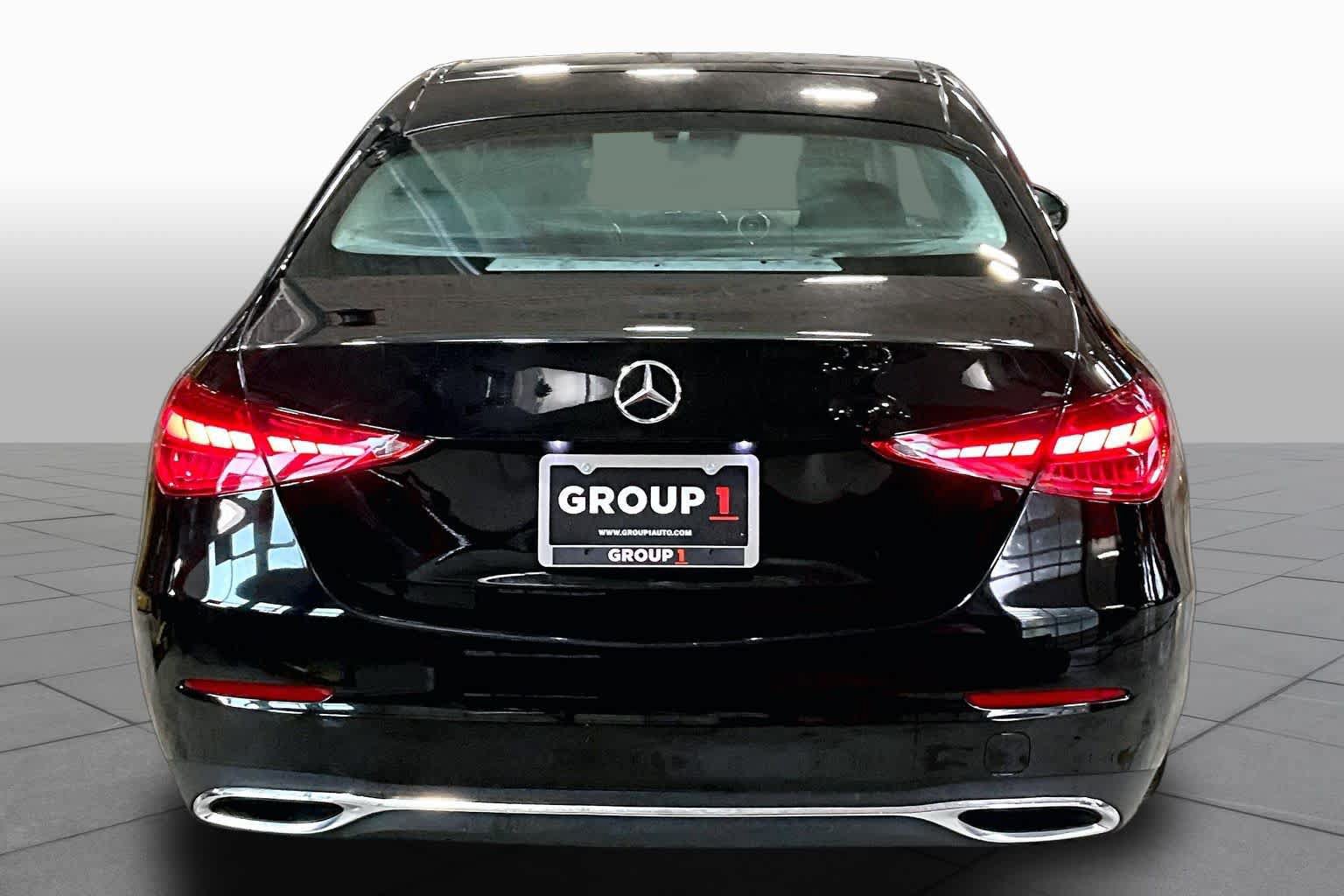 Used 2022 Mercedes-Benz C 300 4MATIC Sedan image 5