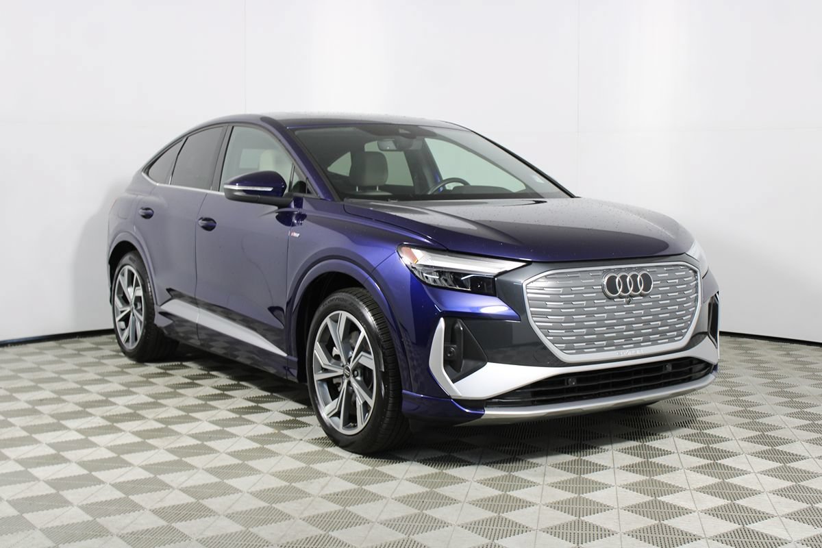 Used 2025 Audi Q4 e-tron Premium Plus w/ Premium Plus AWD/4WD image 1