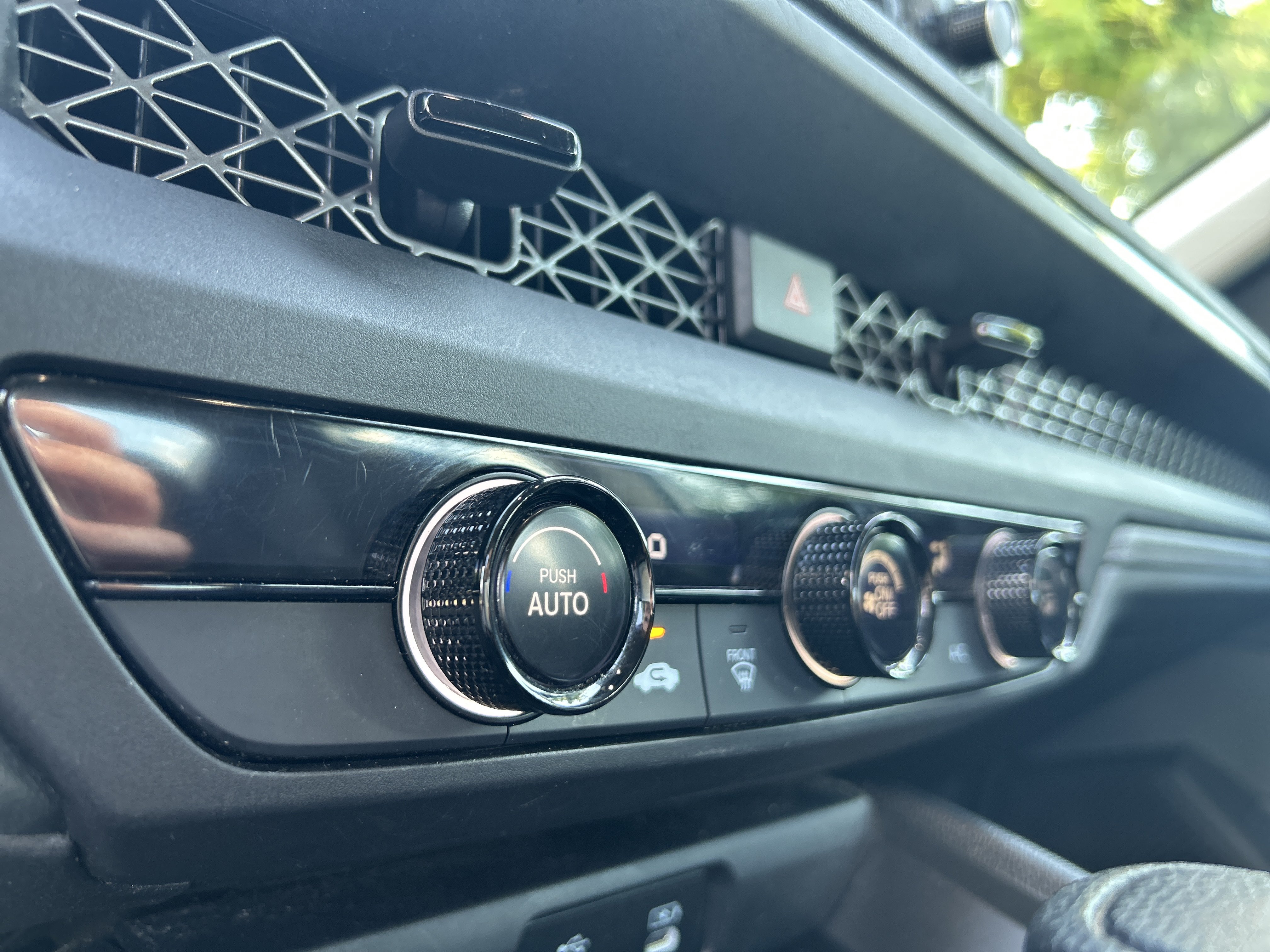 Certified 2023 Honda Accord LX image 25