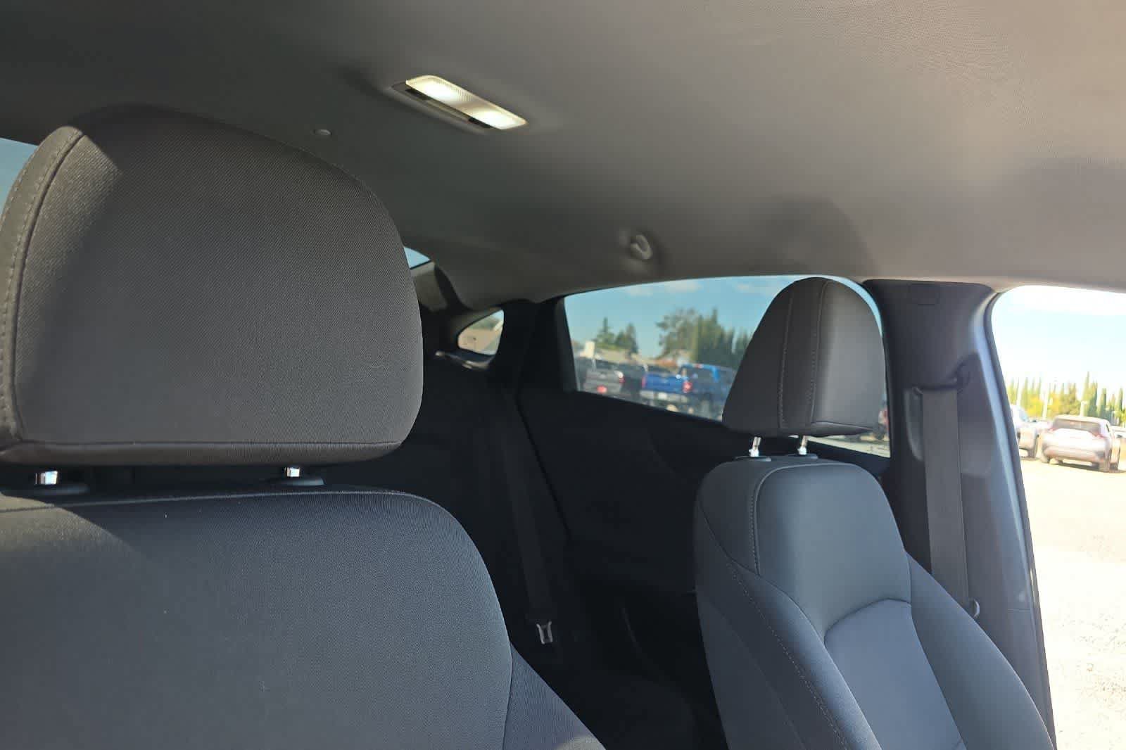 Used 2018 Chevrolet Malibu LT FWD image 18