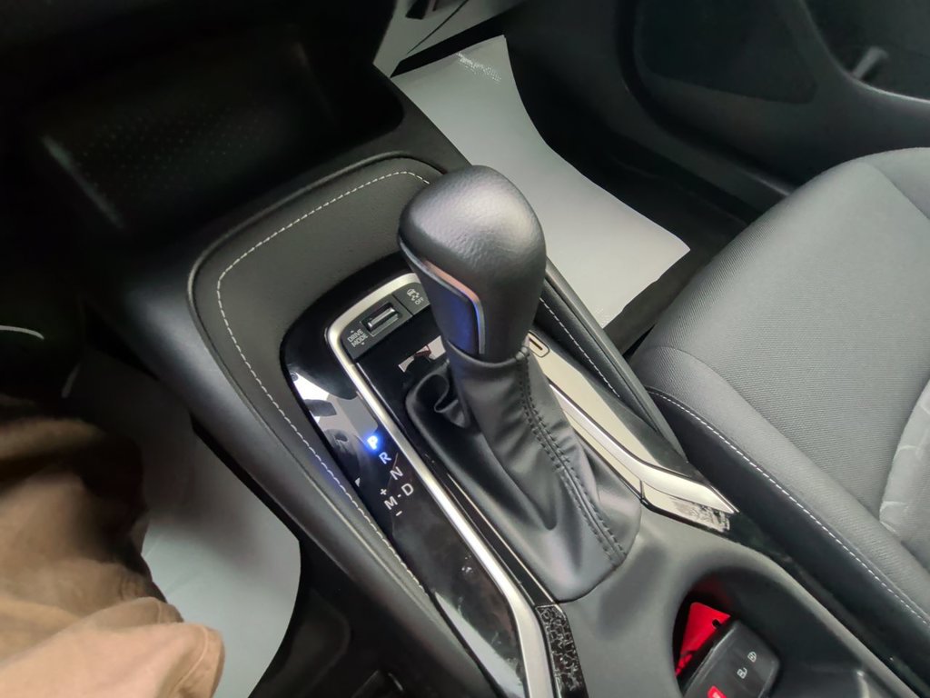 Used 2025 Toyota Corolla SE FWD image 20