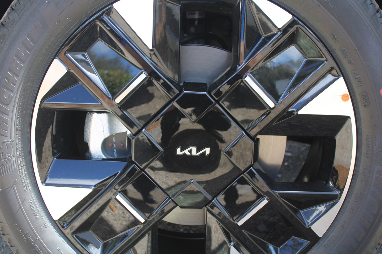 New 2026 Kia Sportage SX image 18