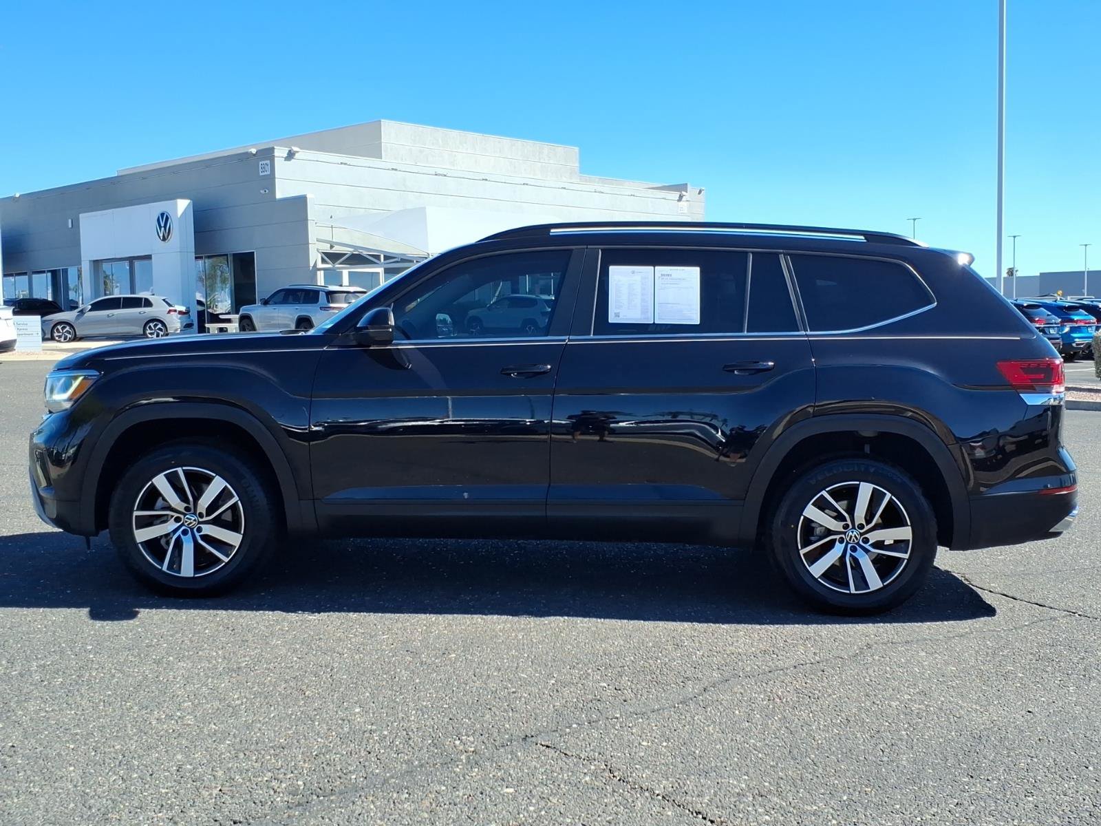 Used 2023 Volkswagen Atlas SE FWD image 4