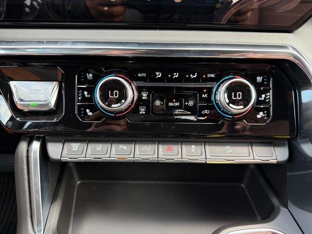 New 2026 GMC Sierra 2500 Denali Ultimate AWD/4WD image 14