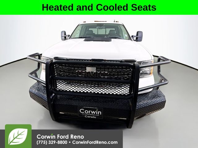 Used 2013 GMC Sierra 3500 Denali image 2