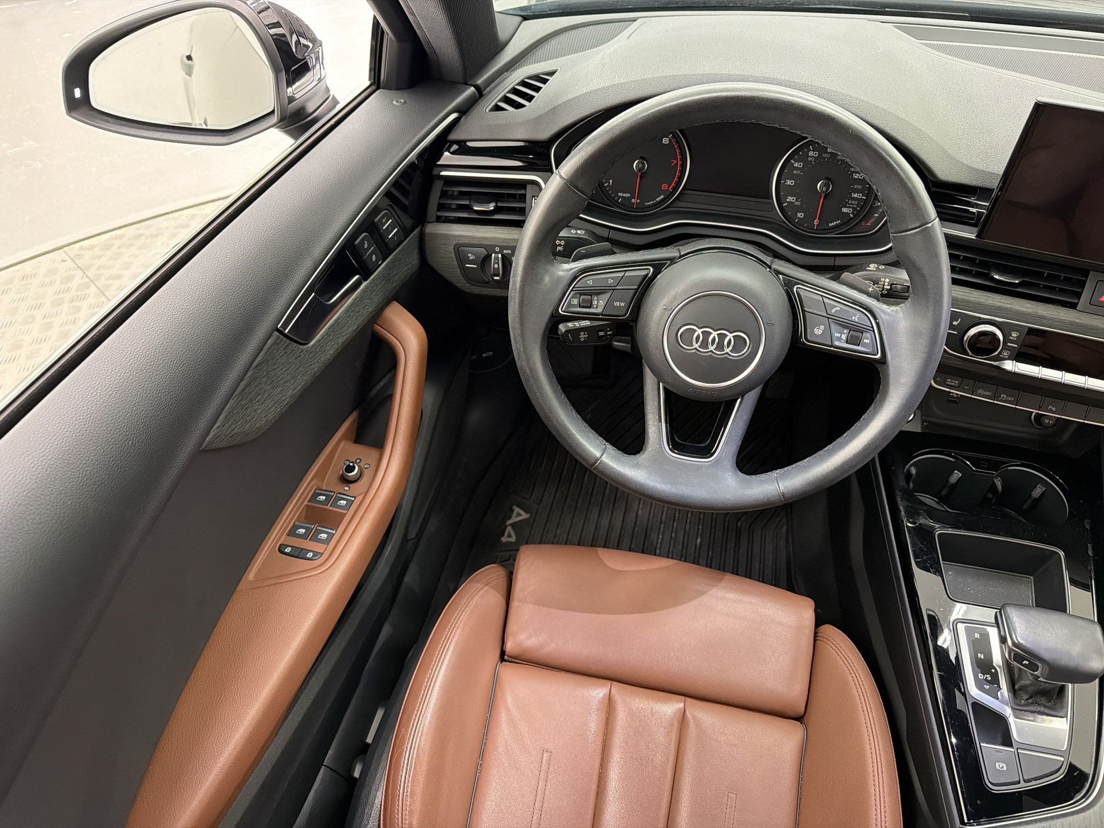 Used 2023 Audi A4 2.0T Premium w/ Convenience Package AWD/4WD image 27