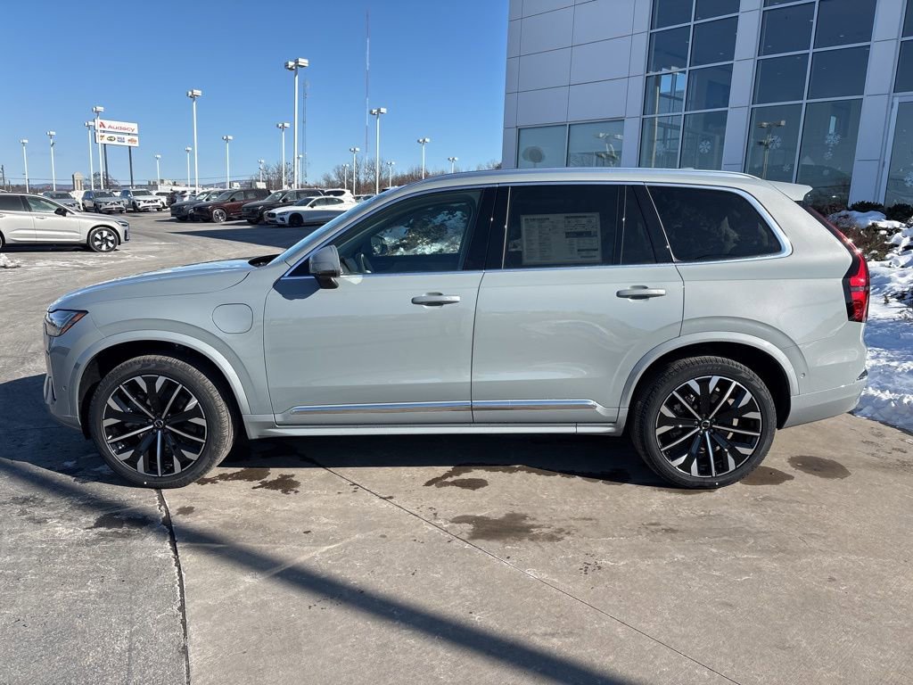 New 2026 Volvo XC90 T8 Ultra w/ Protection Package Premier image 11