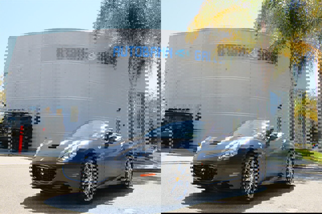 Used 2014 Ferrari California image 1