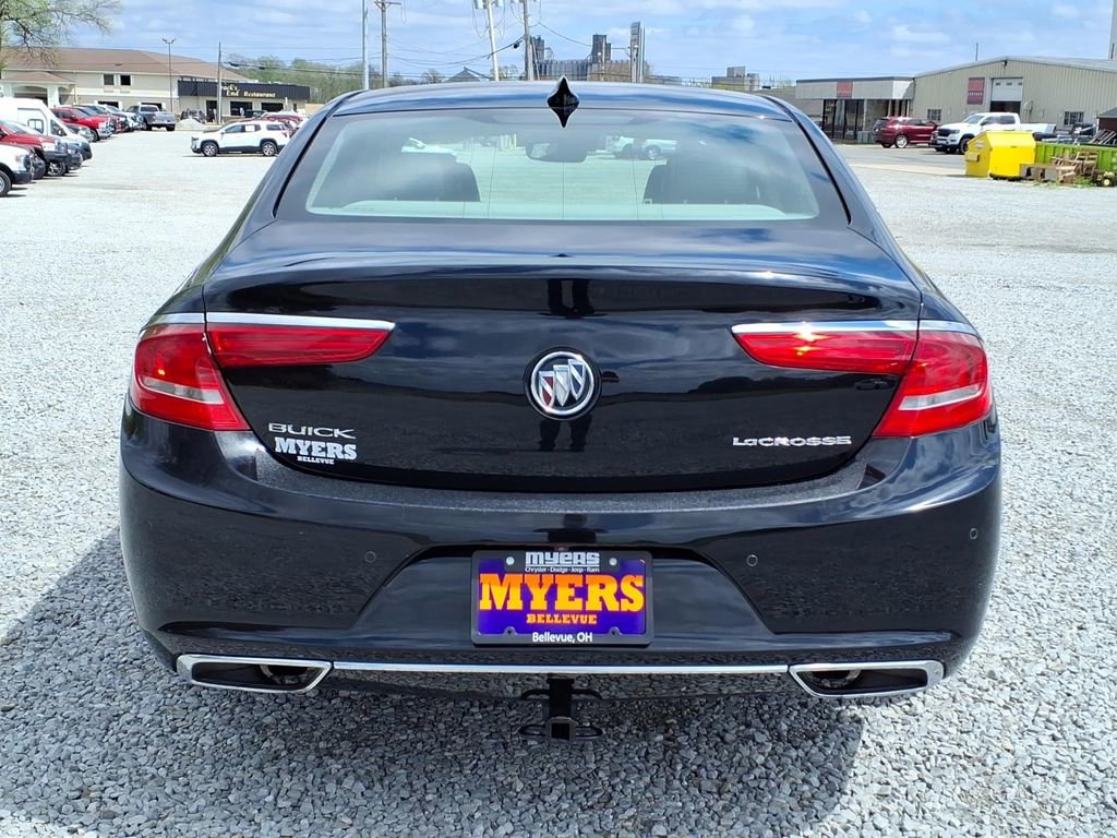 Used 2018 Buick LaCrosse Premium w/ Driver Confidence Package #2 FWD image 8