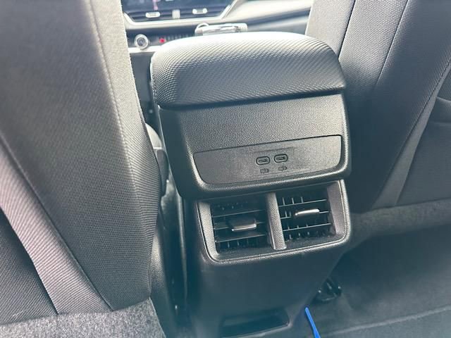 Used 2025 Chevrolet Equinox LT image 20