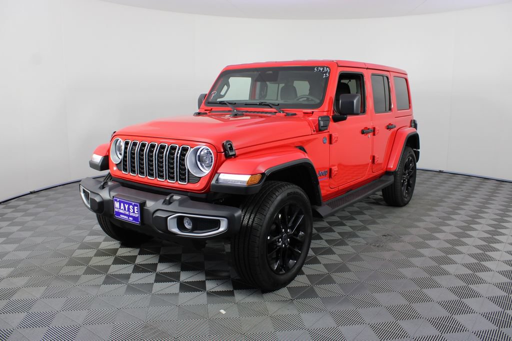 Used 2025 Jeep Wrangler Unlimited Sahara AWD/4WD image 20