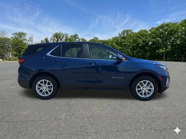 Used 2023 Chevrolet Equinox LT AWD/4WD image 10