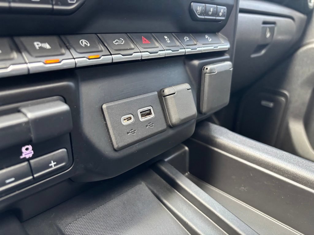 Used 2020 GMC Sierra 1500 Denali w/ Technology Package AWD/4WD image 29