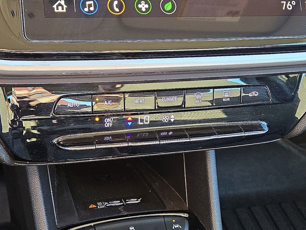 Used 2023 Chevrolet Bolt EUV LT w/ Driver Confidence Package image 29