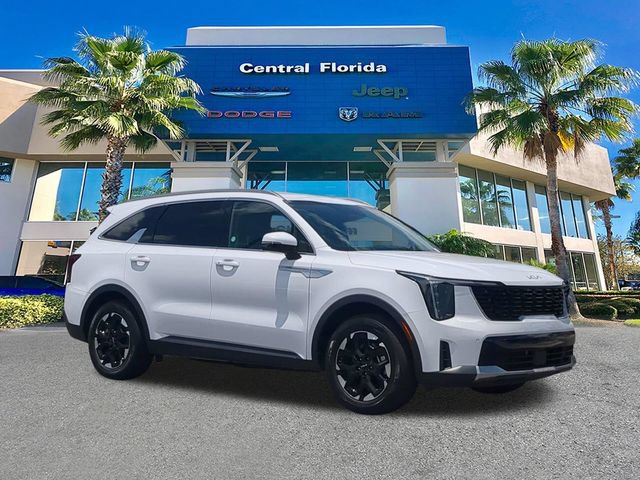 Used 2024 Kia Sorento S FWD image 2