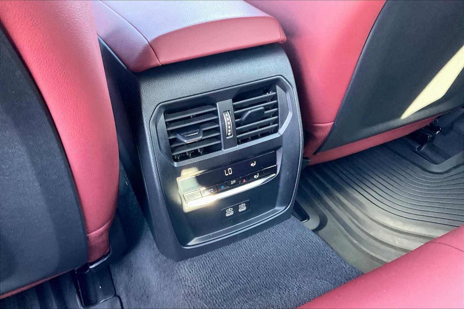 Used 2025 BMW i4 eDrive40 w/ Parking Assistance Package image 38