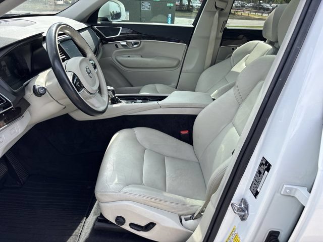 Used 2017 Volvo XC90 T6 Momentum w/ Vision Package AWD/4WD image 15
