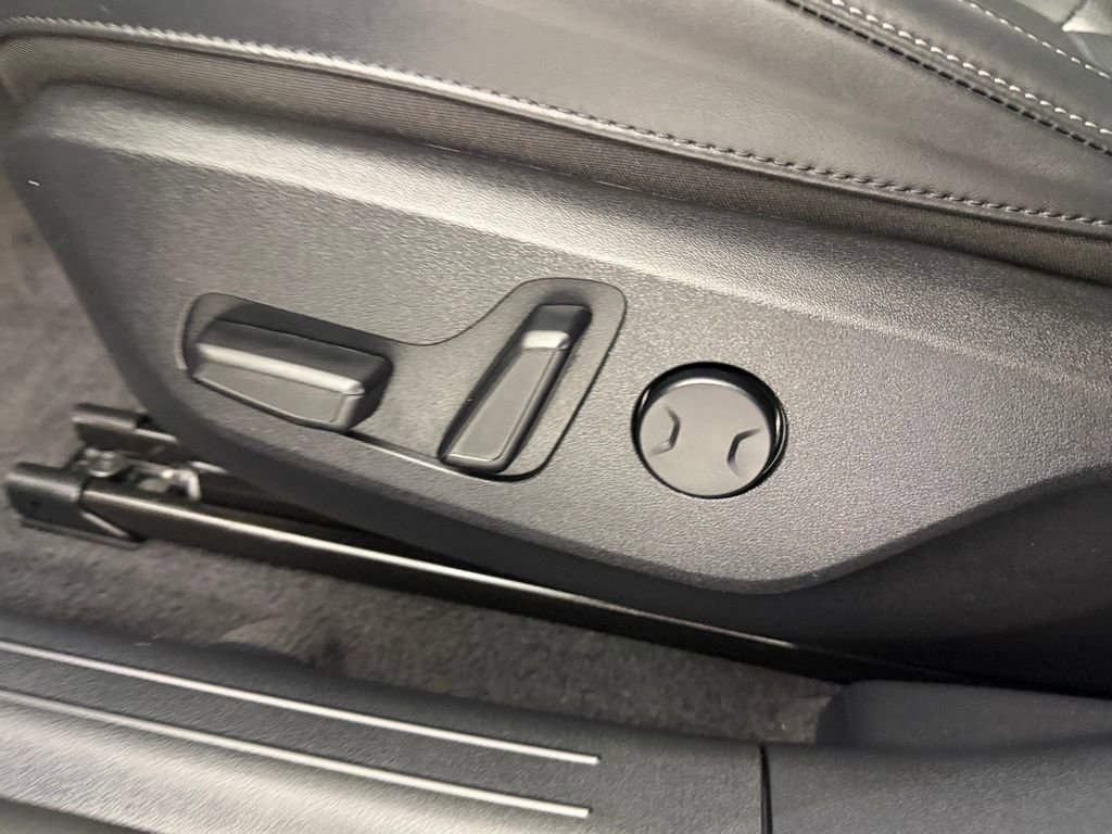 Used 2025 Kia EV6 Wind image 27