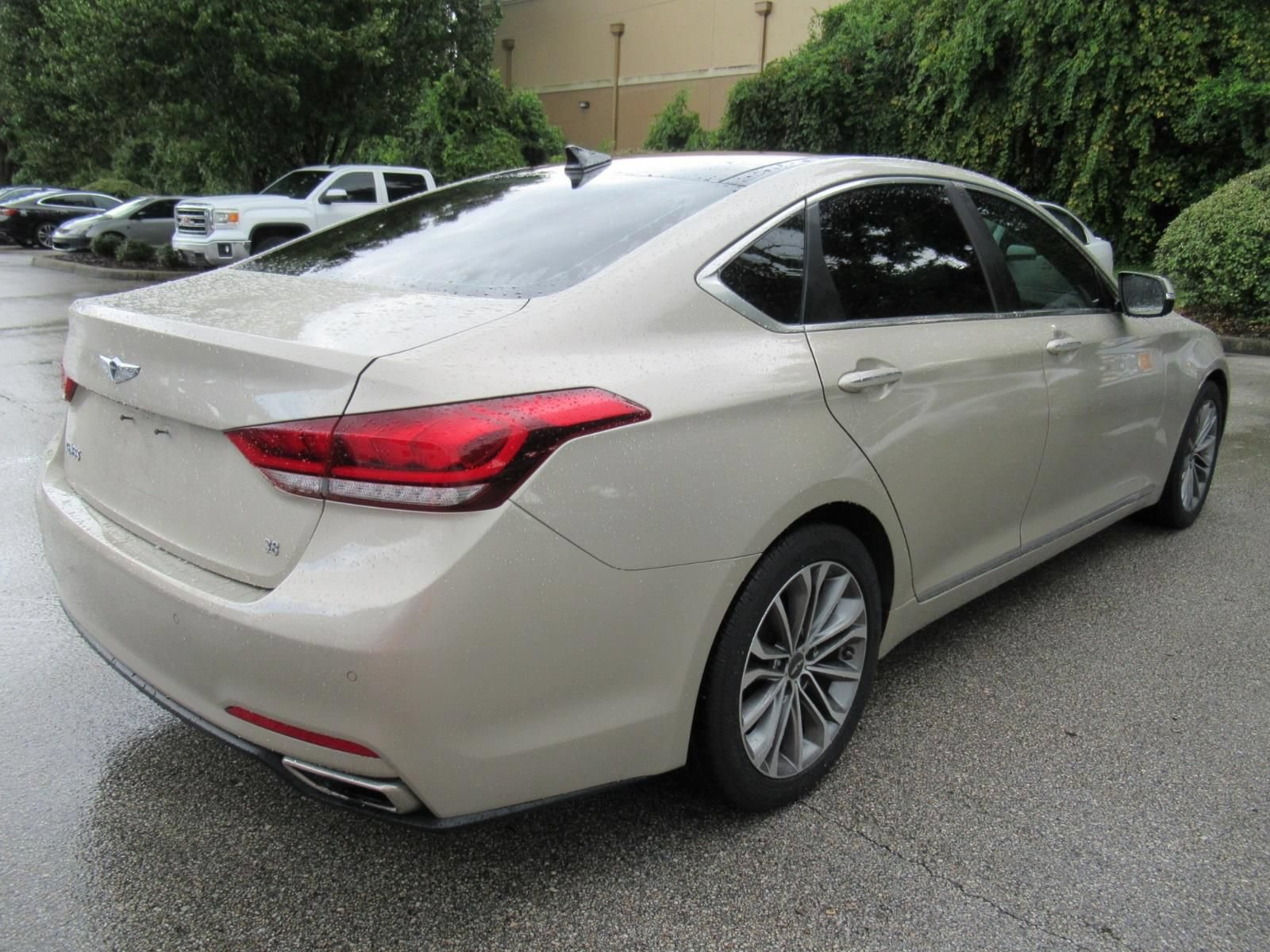 Used 2015 Hyundai Genesis 3.8 w/ Option Group 03 RWD image 8
