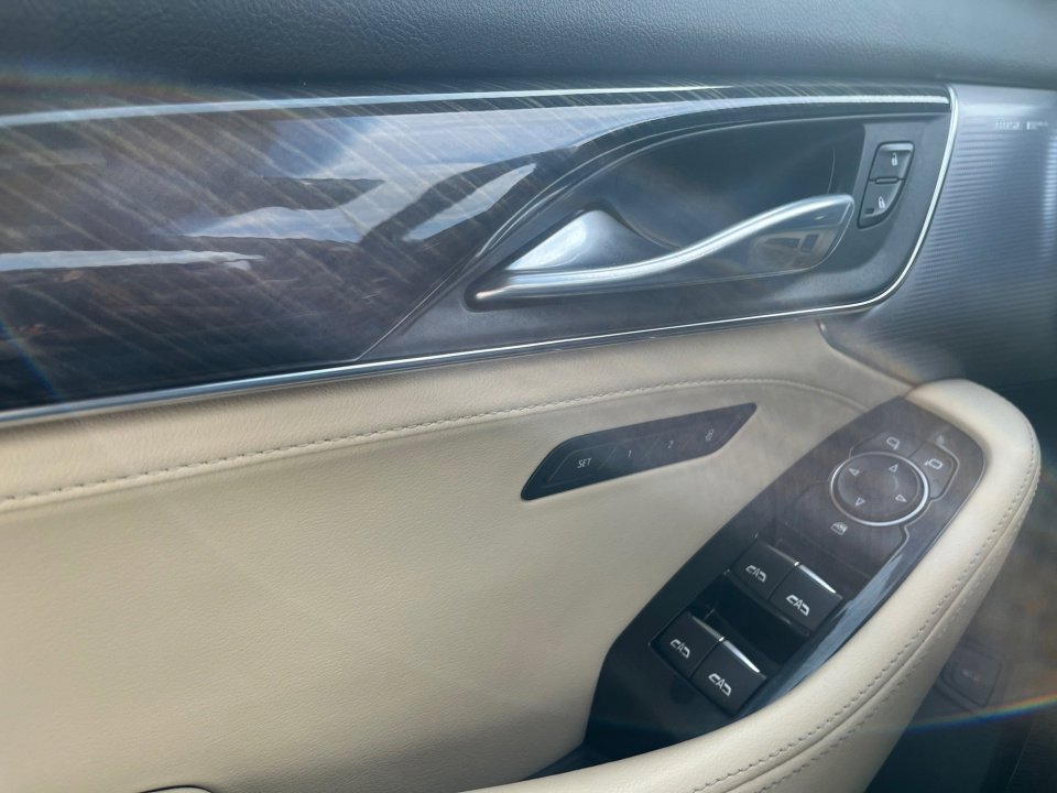 Used 2020 Cadillac CT5 Premium Luxury image 32