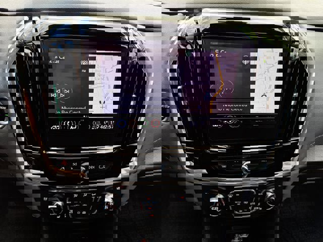 Used 2021 Chevrolet Traverse Premier image 24