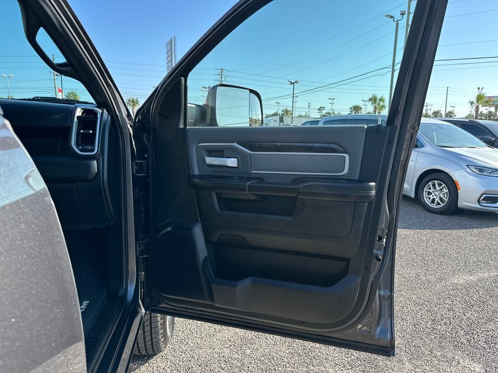 Used 2022 RAM 2500 Big Horn AWD/4WD image 18