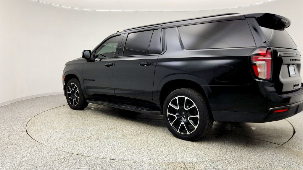 Used 2021 Chevrolet Suburban RST w/ Luxury Package AWD/4WD image 7