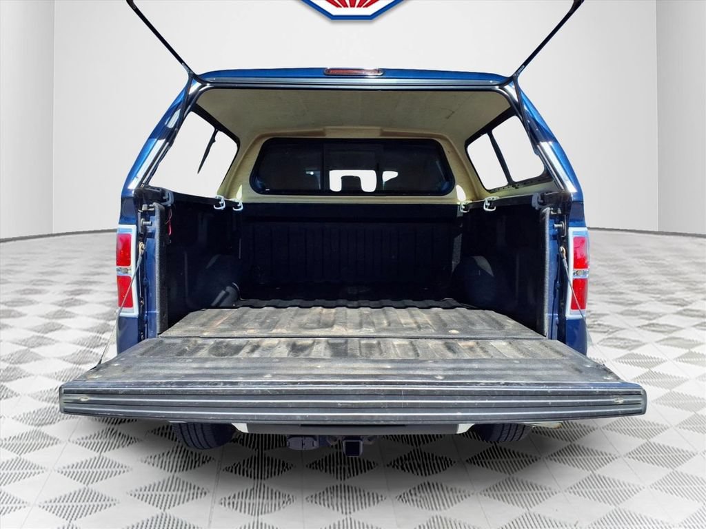 Used 2011 Ford F150 XLT w/ XLT Chrome Pkg AWD/4WD image 8