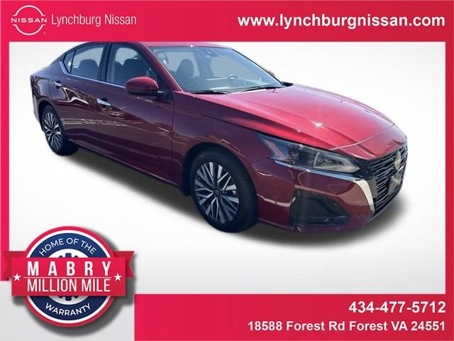 Used 2023 Nissan Altima 2.5 SV w/ SV Premium Package