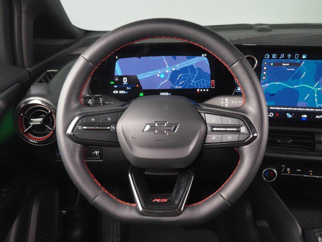 Used 2024 Chevrolet Equinox EV RS image 17