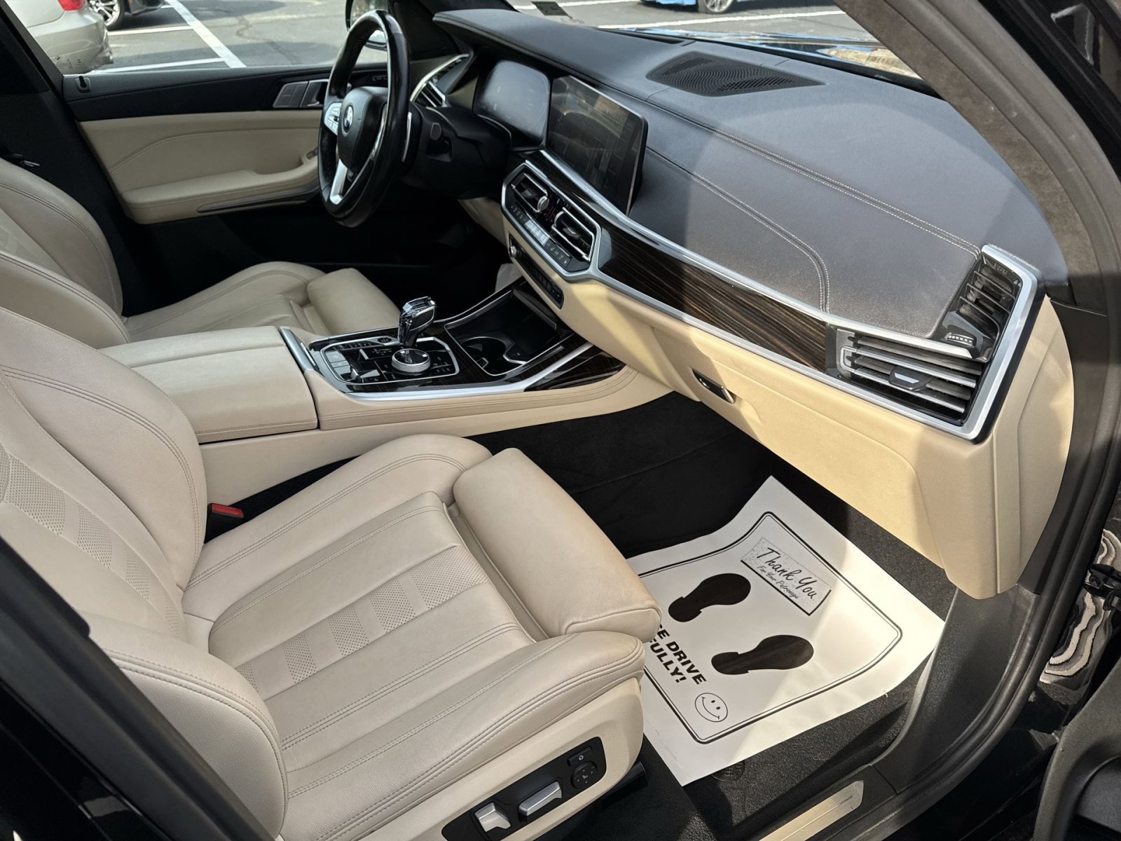 Used 2021 BMW X7 xDrive40i w/ Premium Package 2 image 33