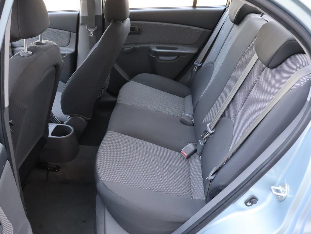 Used 2009 Kia Rio LX FWD image 9