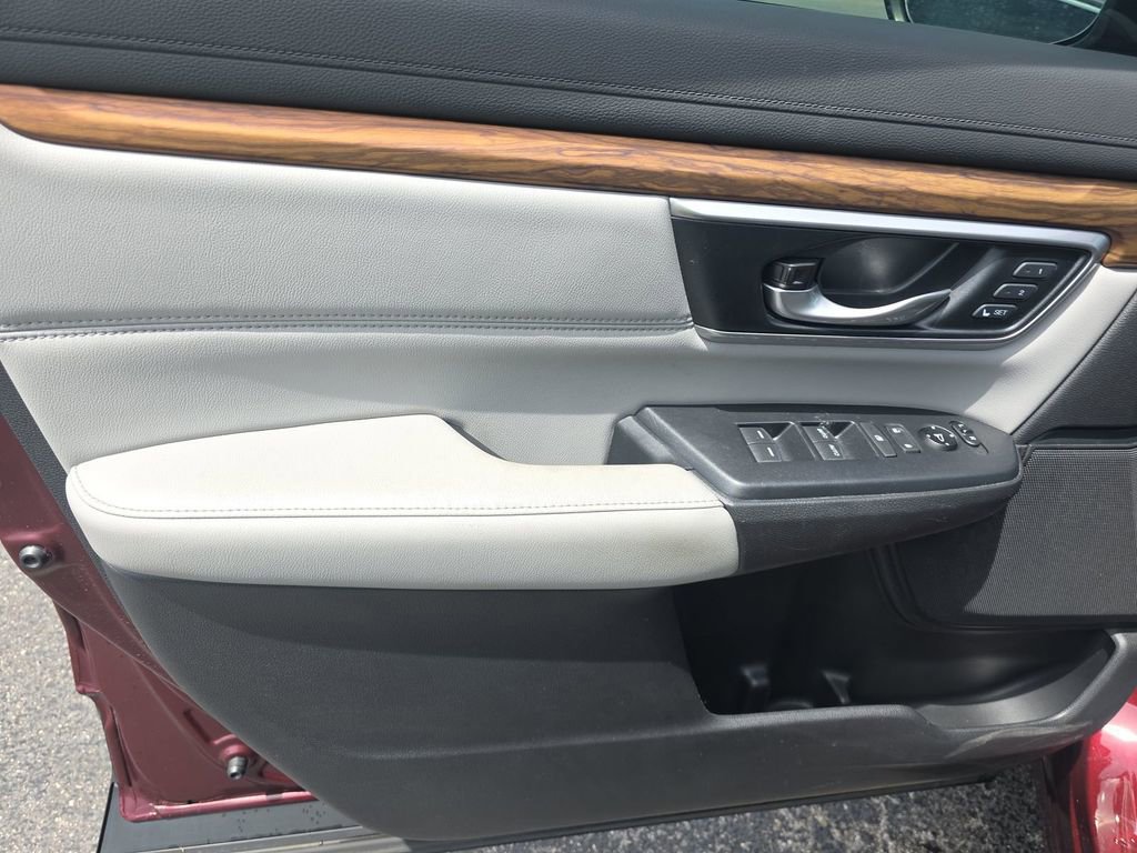 Used 2019 Honda CR-V Touring image 16