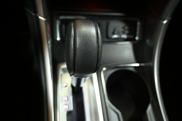 Used 2022 Subaru Ascent Premium w/ Convenience Package image 29