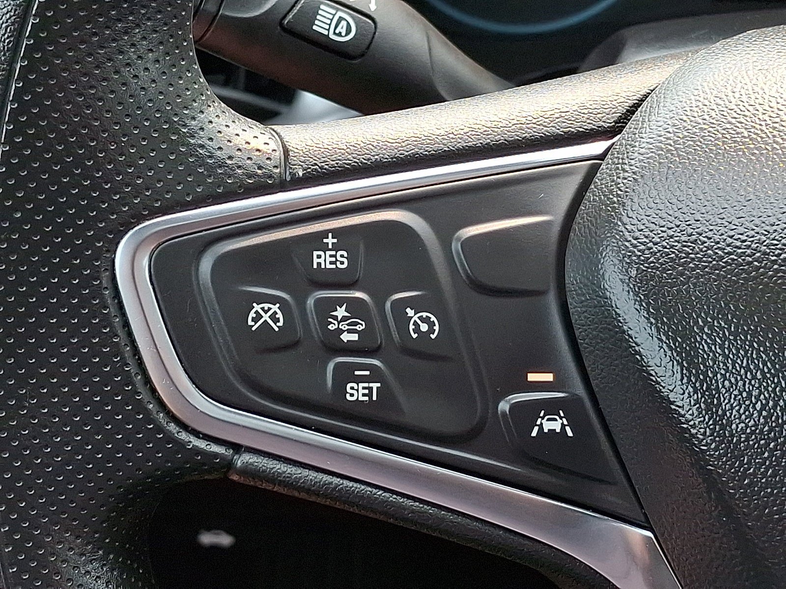 Used 2024 Chevrolet Malibu LT FWD image 21