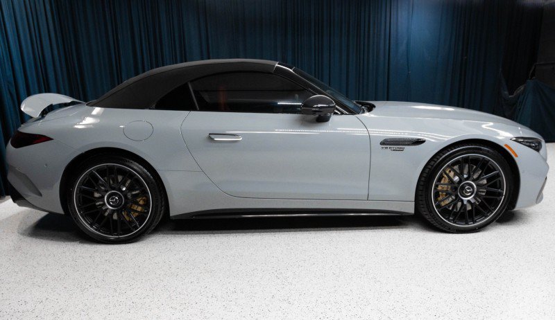 New 2026 Mercedes-Benz SL 63 AMG 4MATIC image 4