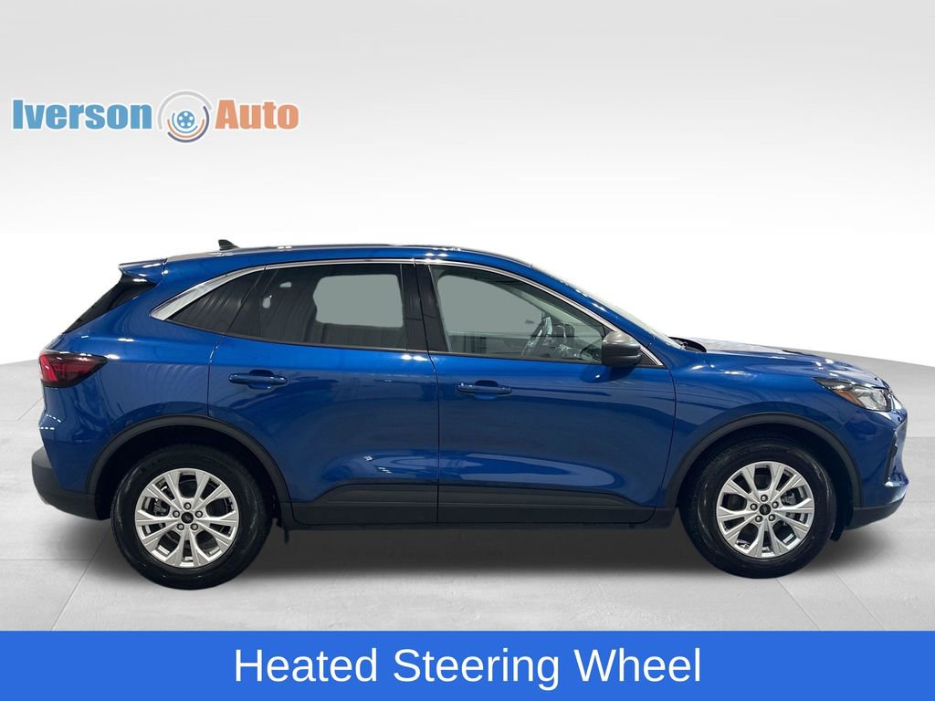 Used 2023 Ford Escape Active w/ Cold Weather Package FWD image 11