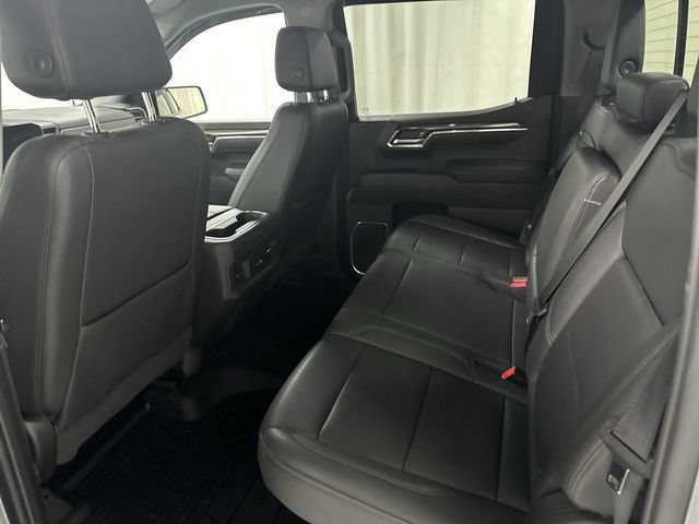 Used 2023 Chevrolet Silverado 1500 RST w/ Convenience Package II AWD/4WD image 15