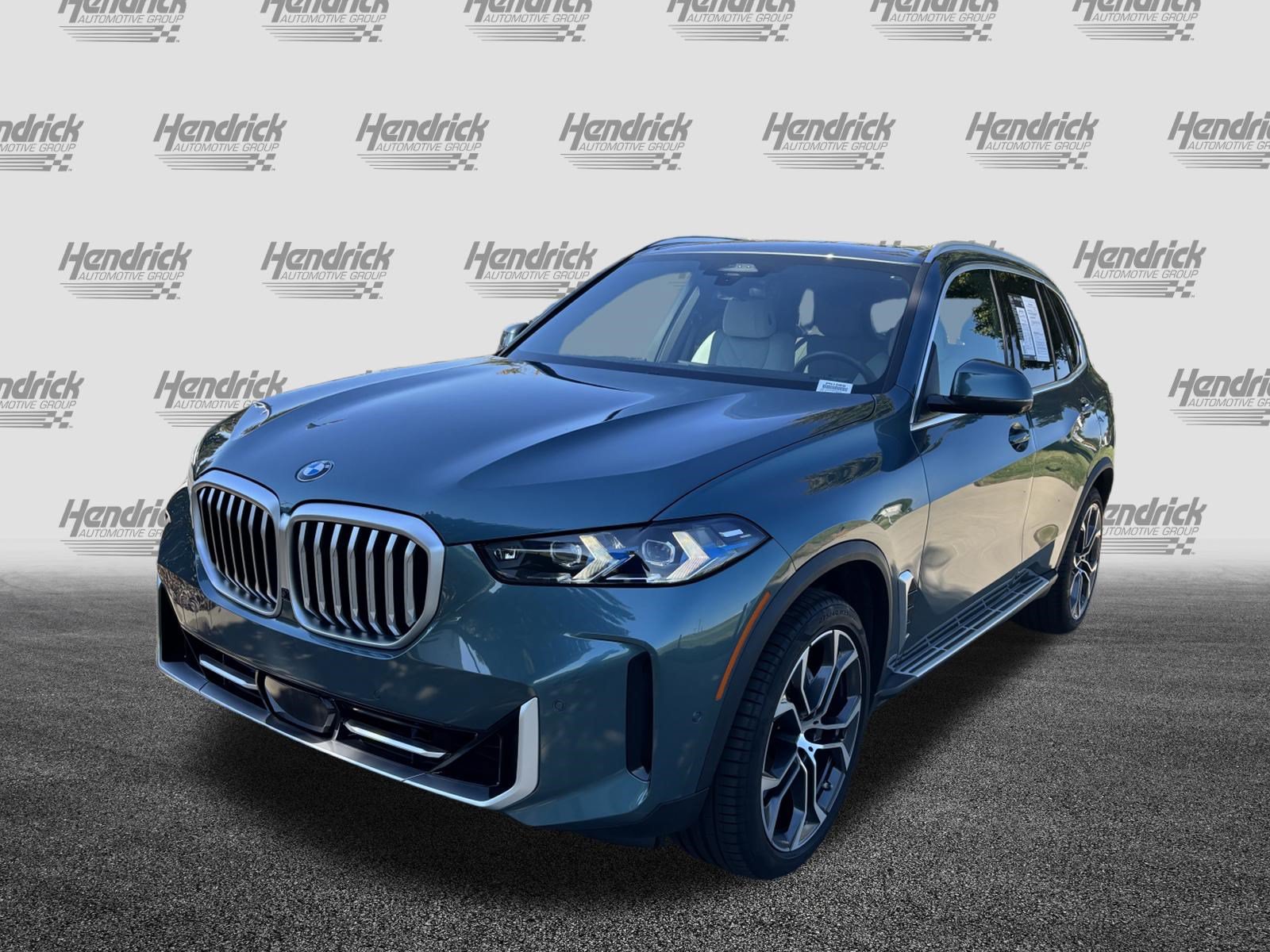 Certified 2025 BMW X5 sDrive40i w/ Premium Package RWD image 5