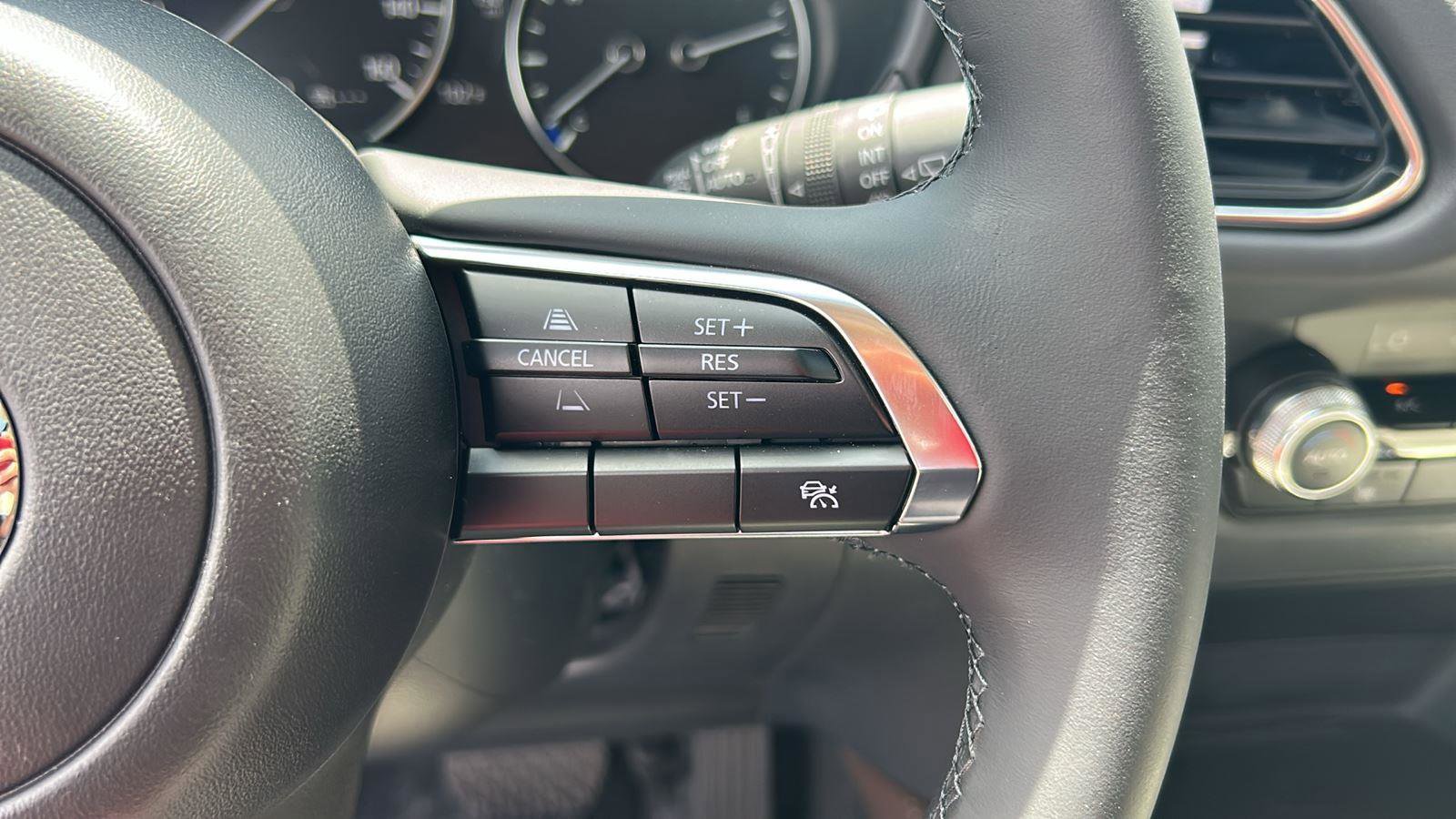 New 2025 MAZDA CX-30 AWD 2.5 S w/ Premium Package image 12