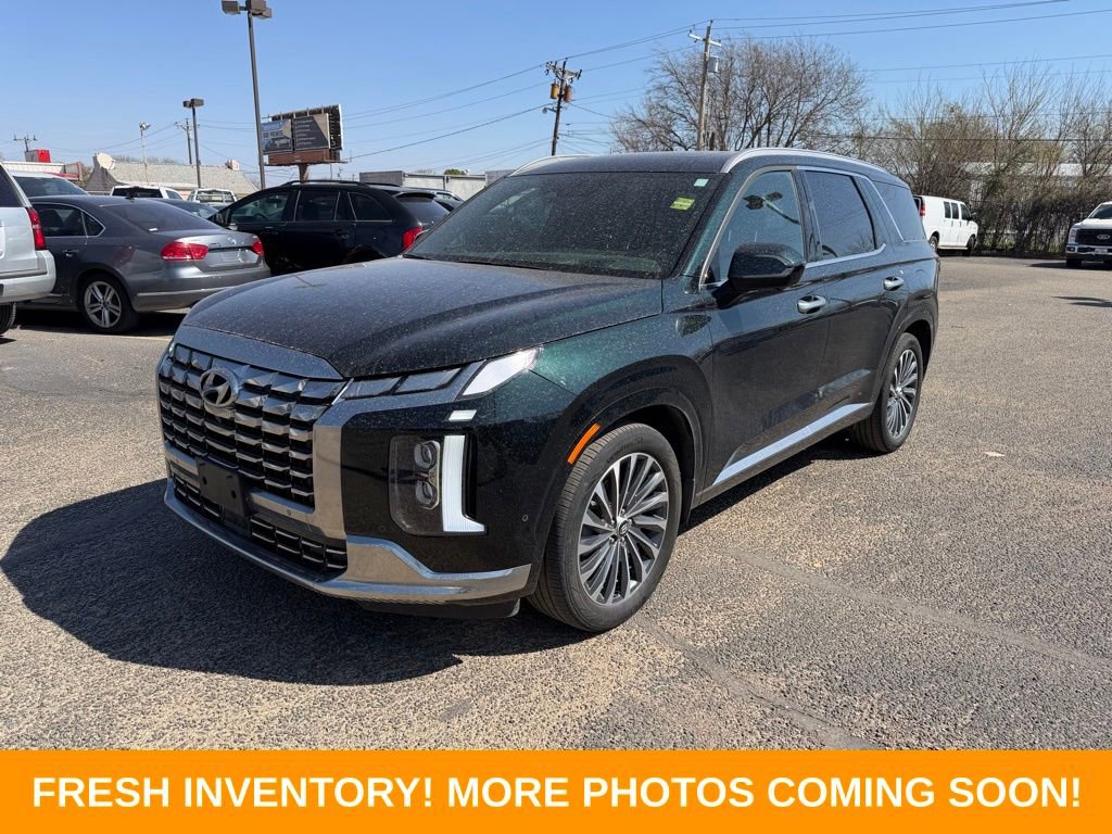 Used 2025 Hyundai Palisade Calligraphy image 3