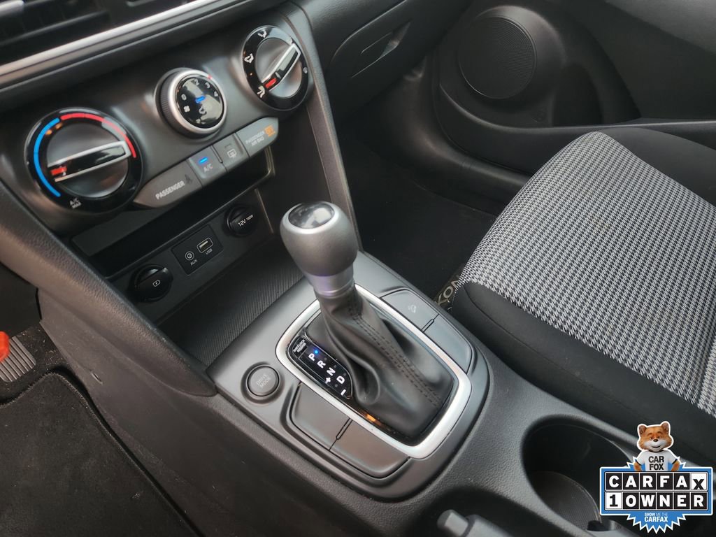 Used 2021 Hyundai Kona SE w/ Cargo Package image 25