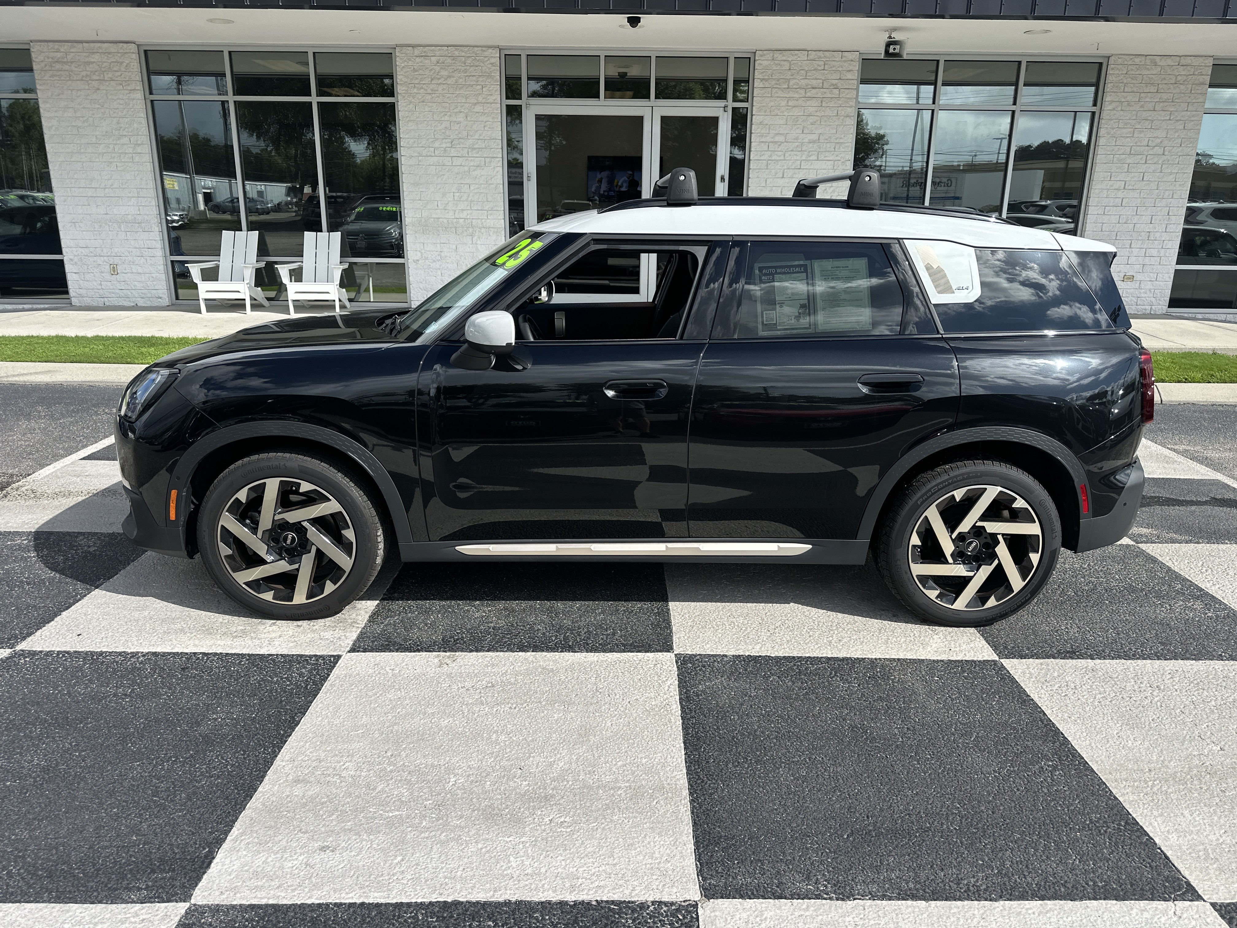 Used 2025 MINI Cooper Countryman S w/ Comfort Package Max AWD/4WD image 1