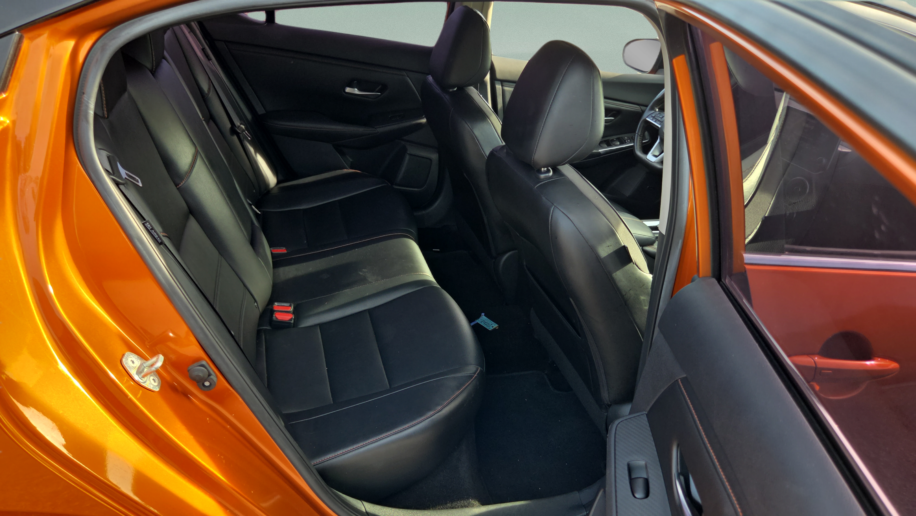Used 2022 Nissan Sentra SR w/ SR Premium Package FWD image 14