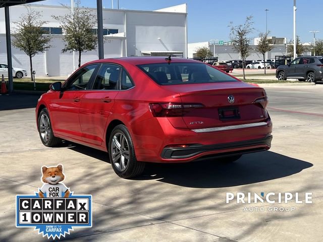 Used 2023 Volkswagen Jetta SE w/ Panoramic Sunroof Package FWD image 10