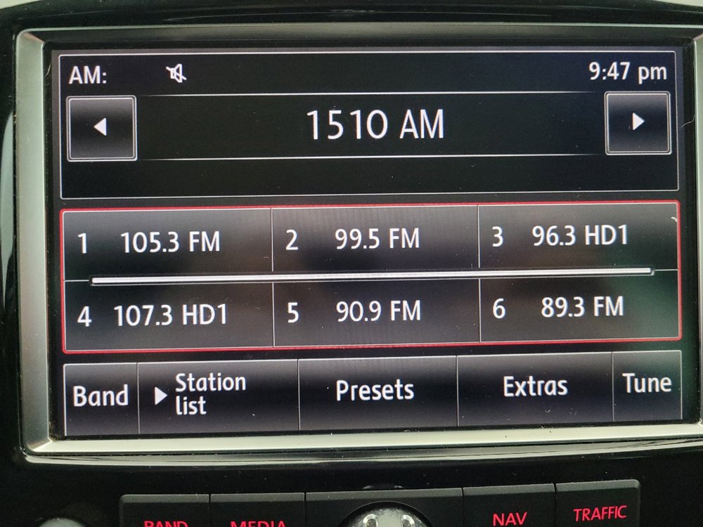 Used 2014 Volkswagen Touareg Lux image 25