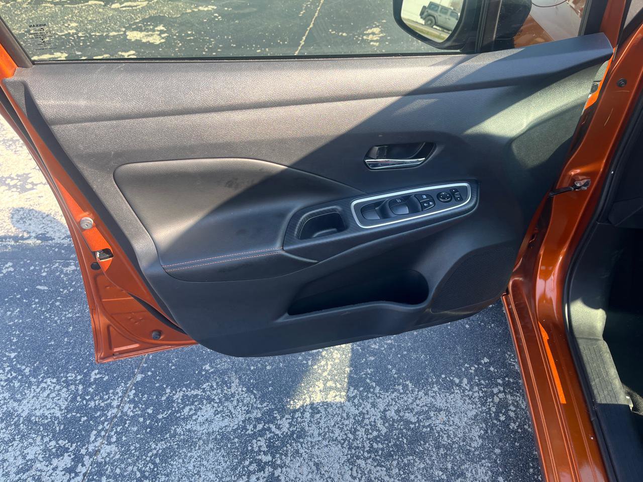 Used 2021 Nissan Versa SR w/ Trunk Package FWD image 11