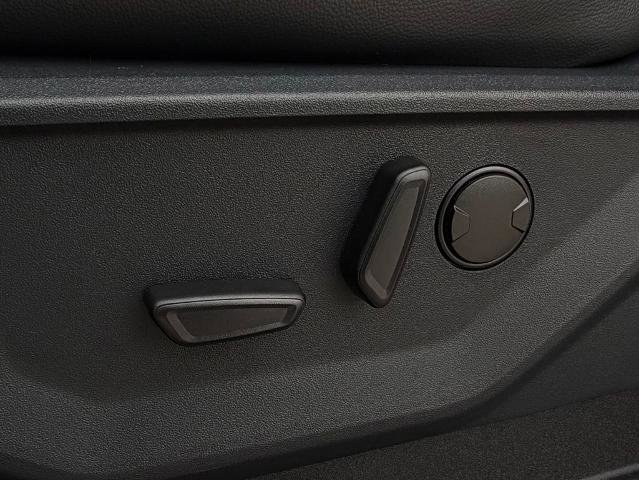 New 2026 Ford F250 4x4 Crew Cab Super Duty image 7