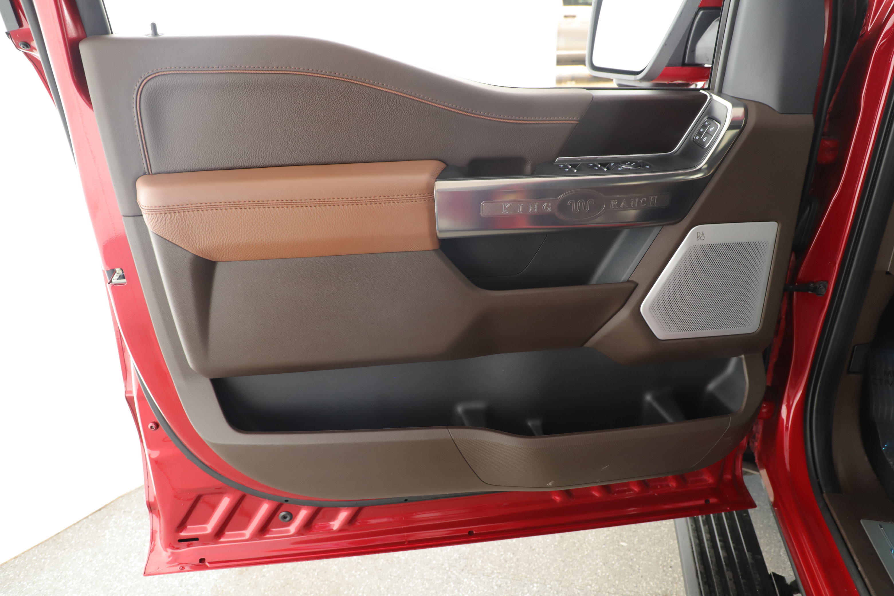Used 2025 Ford F150 King Ranch AWD/4WD image 8