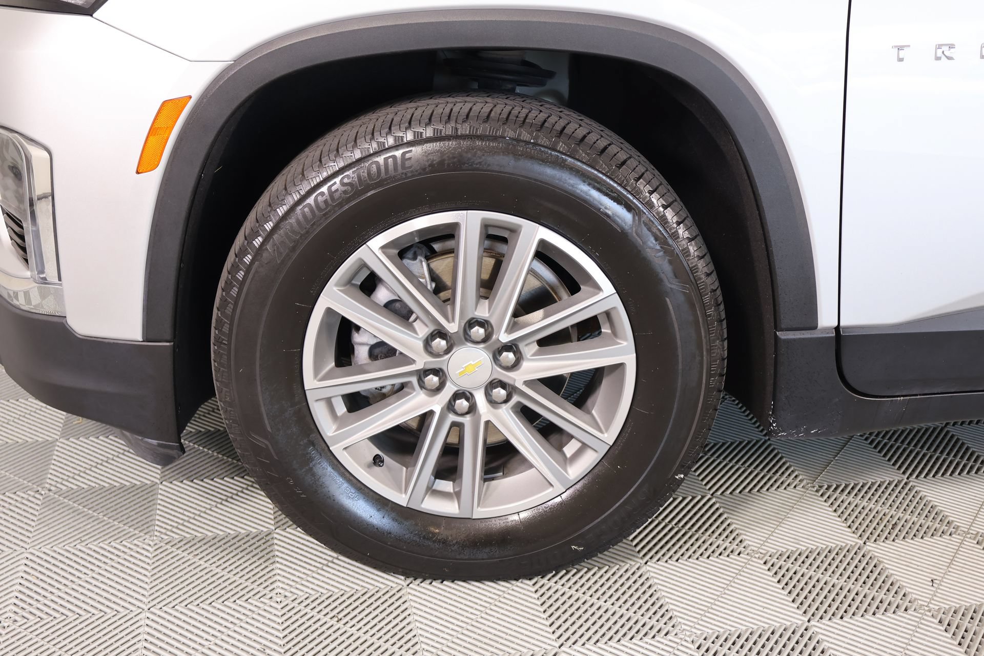 Used 2022 Chevrolet Traverse LT AWD/4WD image 18